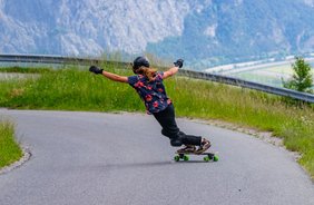 Speed Queen aus Innsbruck: Longboard-Weltmeisterin Anna Pixner