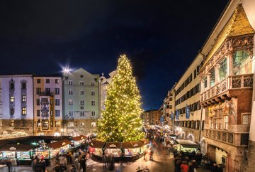 CHRISTMAS MARKET OLD TOWN