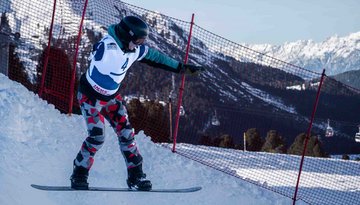 PARA Snowboard World Cup Crazy Curves