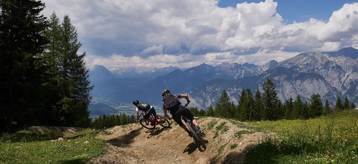 Je mets dans mon sac à dos de motard