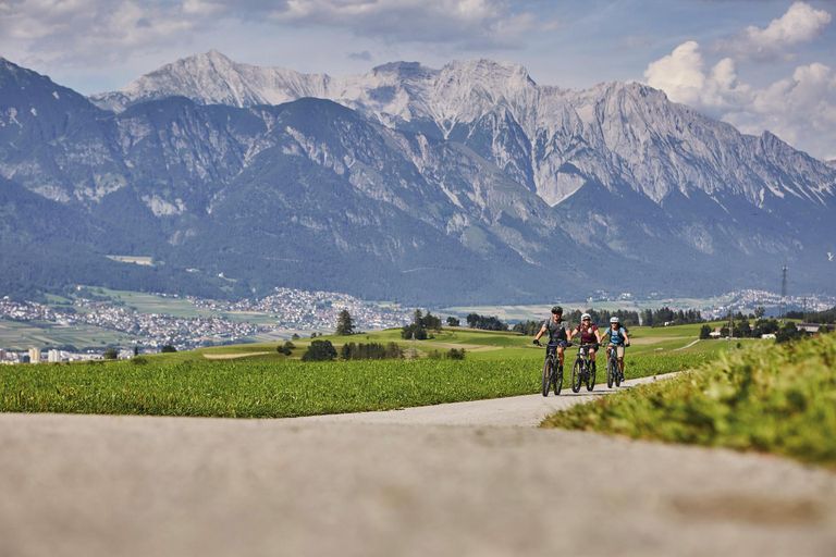 geführte E-Bike Tour - Freundinnen