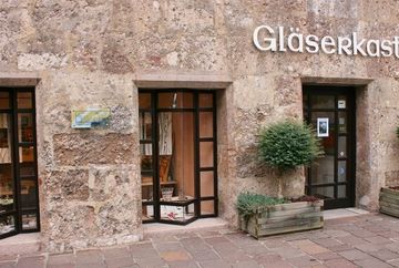 Gläserkastl