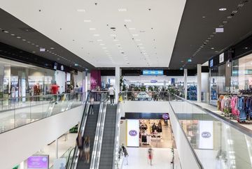 West Shopping Center