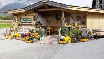 Obermieminger farmer's market at the Steirerhof