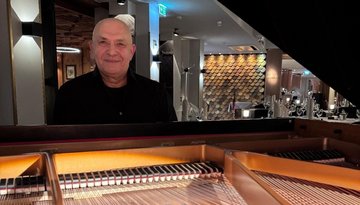 Dine with Live-Piano-Bar-Jazz im Restaurant 'Das Innsbruck'