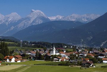 Sendero Akademikersteig Birgitz – Götzens Sendero Akademikersteig Birgitz – Götzens