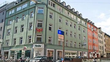 Kaufhaus Tyrol Garage