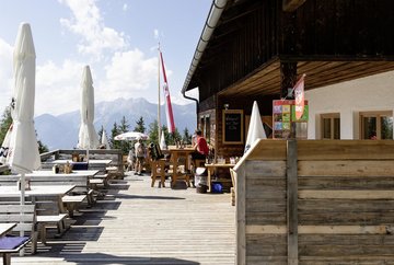 Sistranser Alm, rifugio