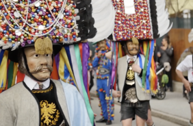 Hinter den Masken der Fasnacht: die Figuren der Rumer Muller | Typisch Innsbruck EP07