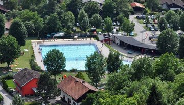 Outdoor swimming pool Zirl