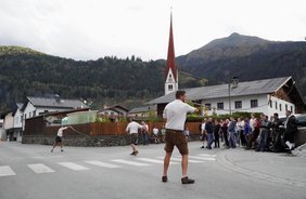 Goaßl schnöllen – wenn rund um Innsbruck die Peitschen knallen