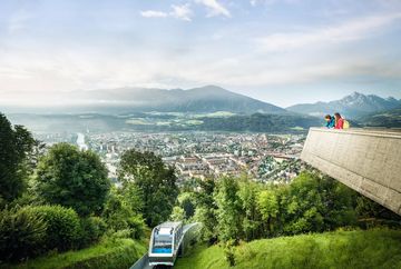 Alla Hungerburg, passando per l’Alpenzoo