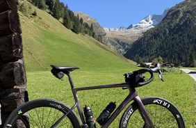 Cinque Dita, Mille Emozioni: Il Giro in Bici da Innsbruck