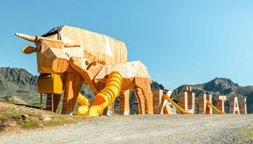 KühSpielplatz bei der DreiSeen-Hütte