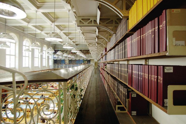 Universitäts- und Landesbibliothek