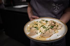 Tyrolean Schlutzkrapfen cooking course: from rolling pin to perfection