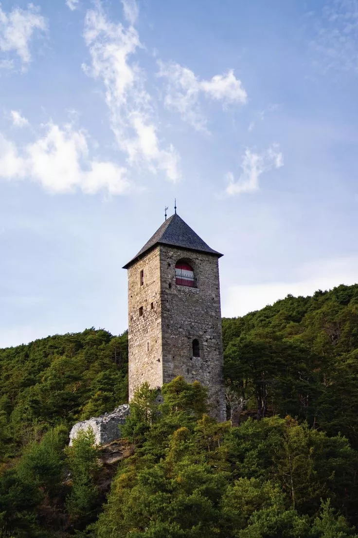 Ruine Fragenstein, Zirl