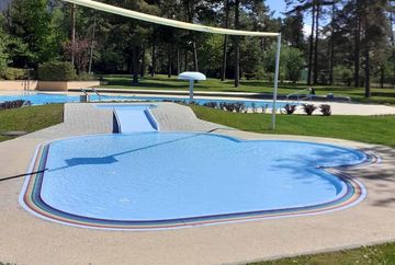 Piscina Waldschwimmbad Barwies