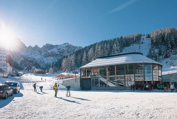 Axamer Lizum valley station