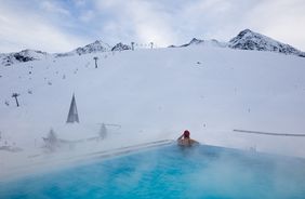 Der neue Endless Sky Pool im Kühtai