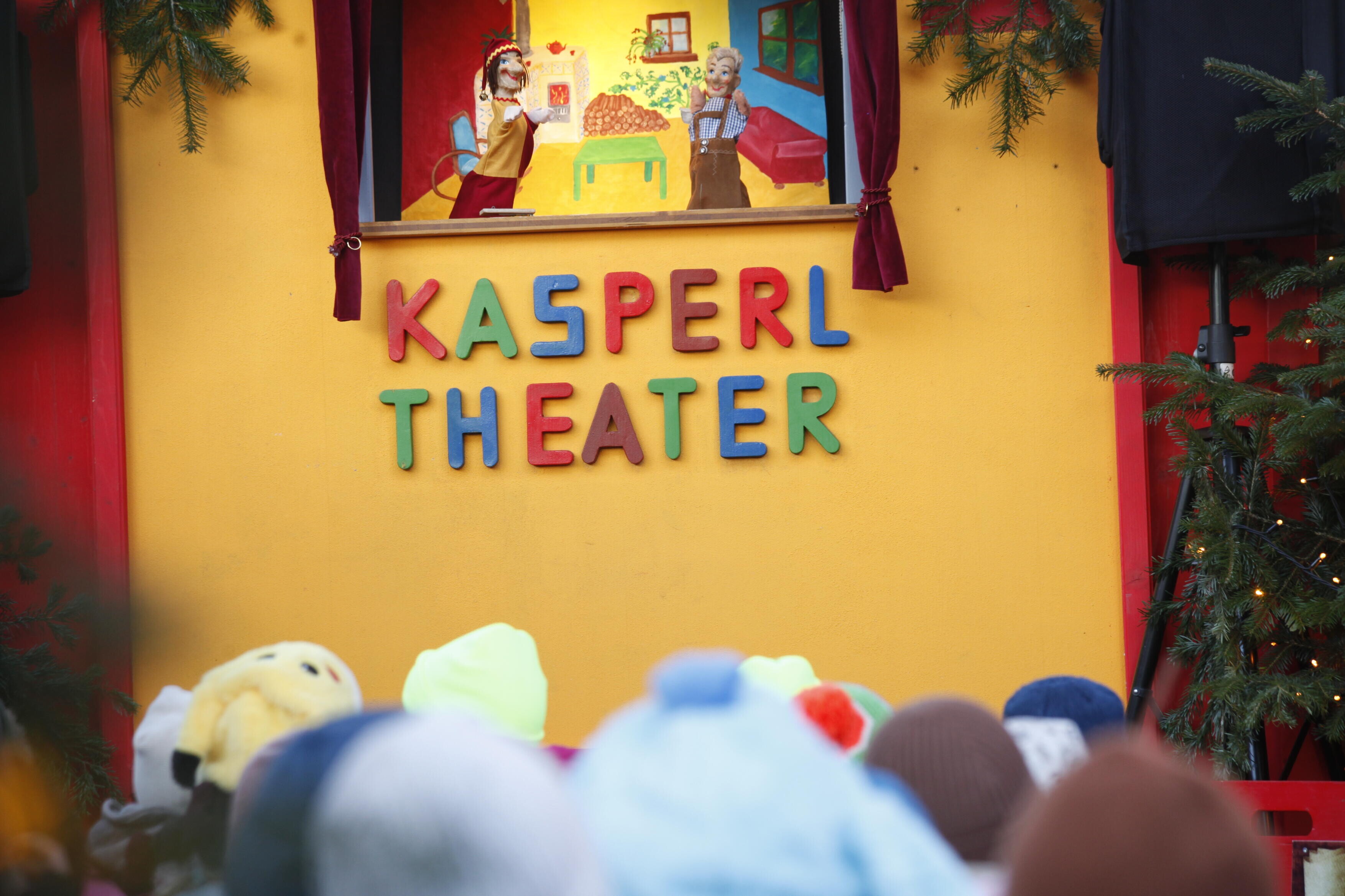 Puppet theater in German