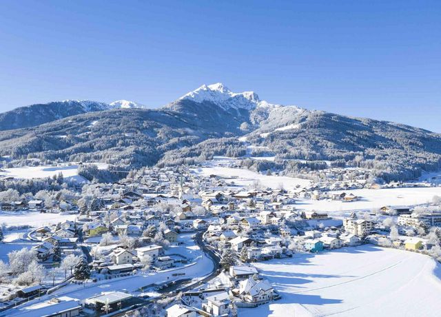 Winteransicht-Mutters-Panorama.jpg