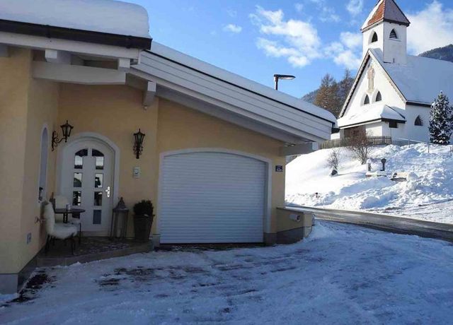 Haus-Schwarzenauer-Eingang-Winter.jpg