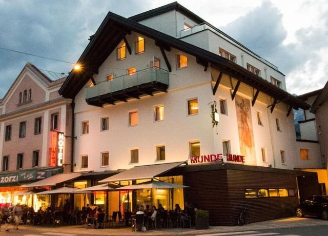 Hotel-Munde-Aussenansicht.jpg