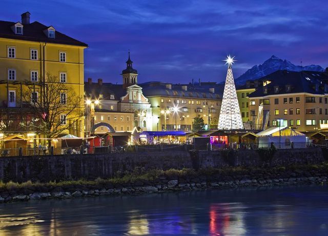 Christkindlmarkt-Marktplatz.jpg