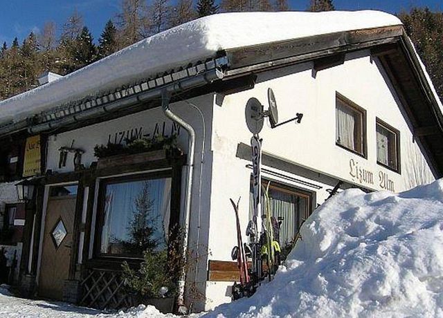 Lizm-alm-Winter.jpg