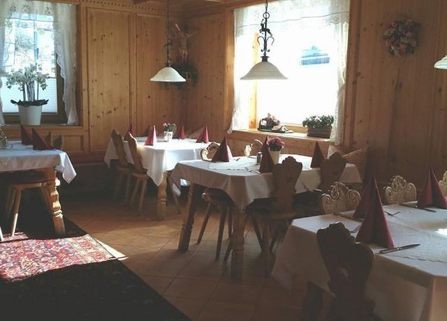 Gasthaus-Berchtoldshof.jpg