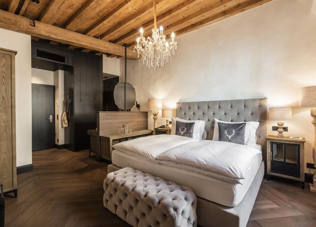 Hotel-Weisses-Roessl-Headerbild.jpg