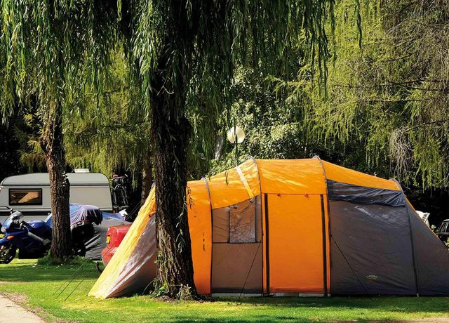 Zelt-am-Campingplatz-Natterer-See.jpg