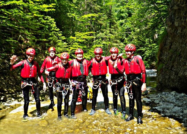 Canyoning-Gruppe.jpg