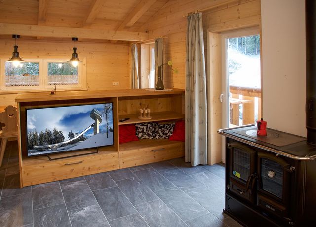 Innenansicht-Chalet-Wohnzimmer.jpg