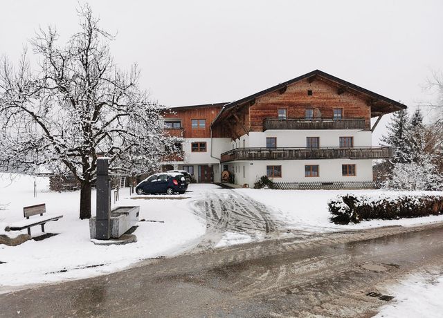 Aussenansicht-Winter.jpg
