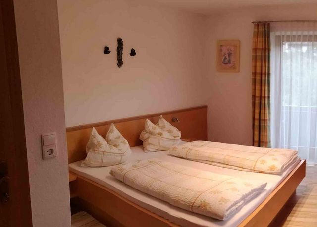 Haus-Kofler-Doppelzimmer.jpg