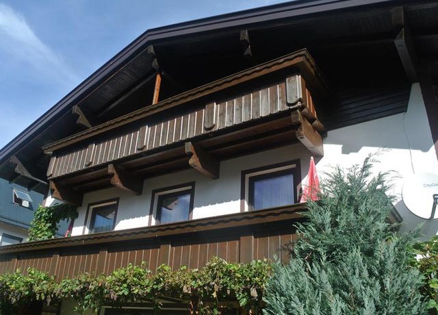 Haus-Singer-Renate.jpg