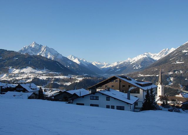 Aussicht-Stubaital-Winter.jpg