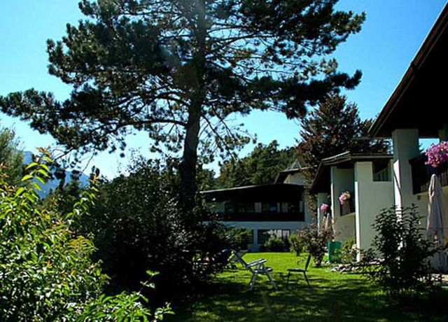 Chalets-St-Wendelin-Garten.jpg