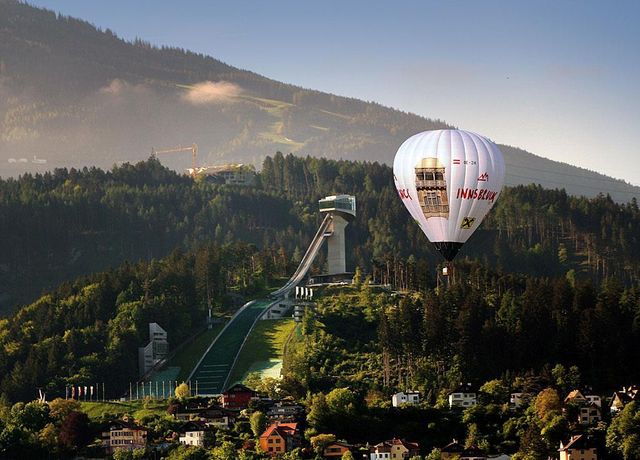 Ballonfahren-Bergisel-Innsbruck.jpg