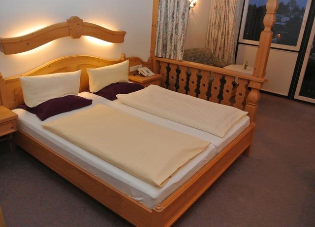 Doppelzimmer-III.jpg