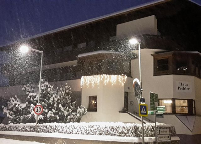 Haus-Pichler-Weihnachten.jpg
