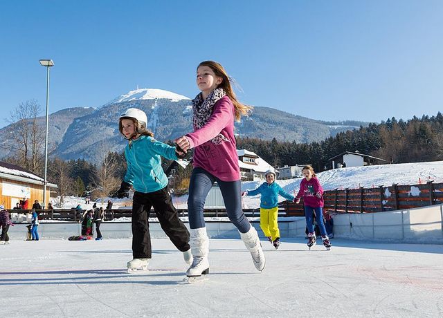 Eislaufen-Igls.jpg