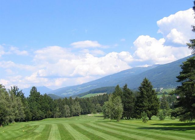 Golfplatz-Lans2.jpg