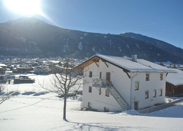 Hell-Hof-im-Winter.jpg