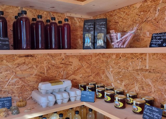 Honig-aus-eigener-Produktion.jpg