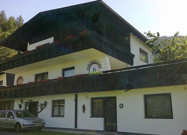 Haus-Nicole-Sommer.jpg