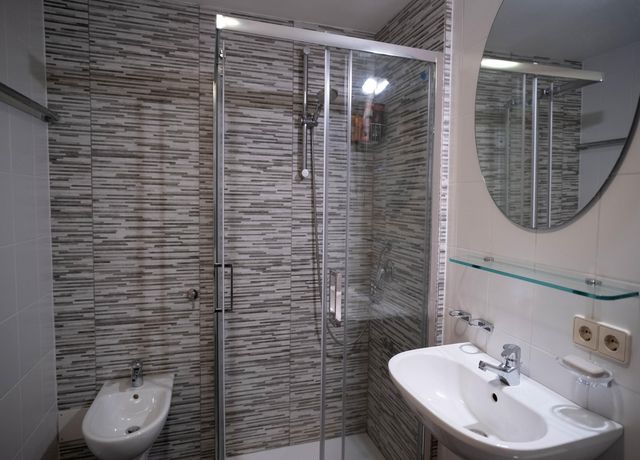 Room-with-private-Bath-kitchen-3.jpg