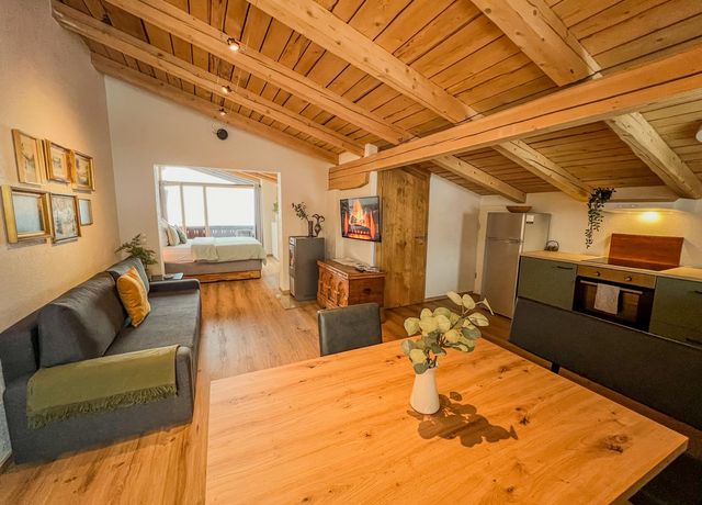Alpine-Apartments-2.jpg